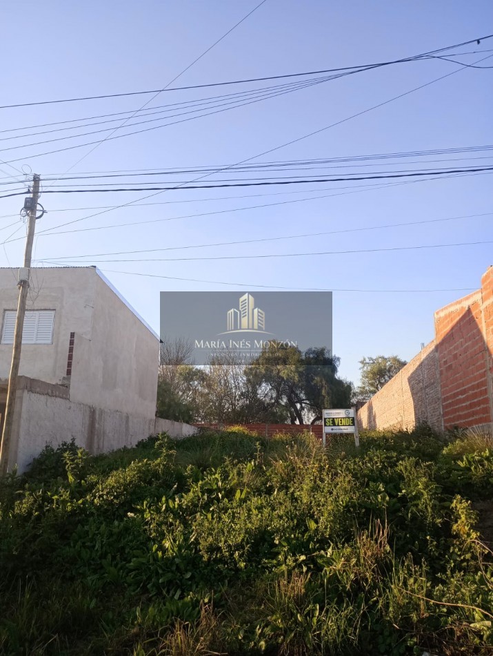 Hermoso lote barrio Paracao!